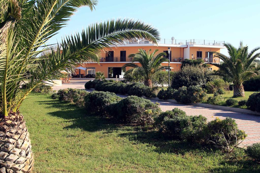 Royals Gate Hotel Rodi Garganico Exterior photo